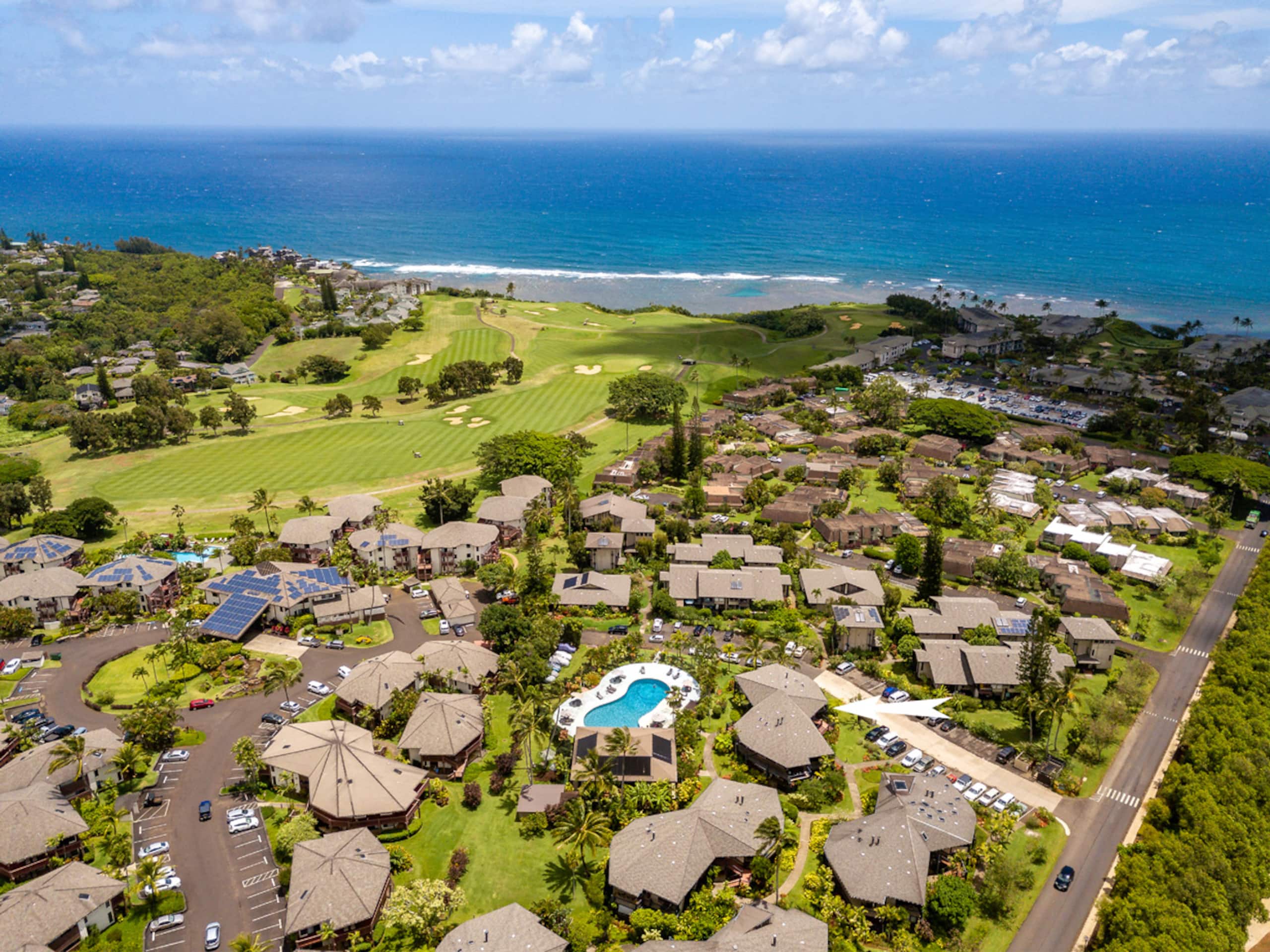5* Reviews! Spacious Tropical Retreat + Pool + AC - Photo 61