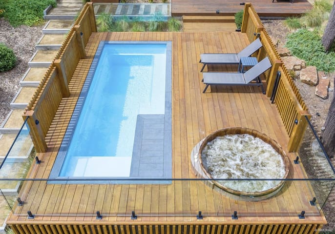 Spa and Pool Entertainer Rye!