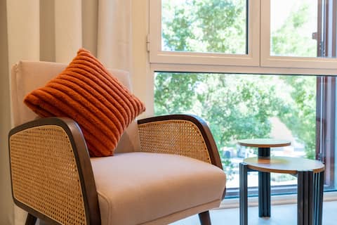 Top Airbnb: Incredible Studio Next to Metro fully Renovated DG in Jebel Ali First