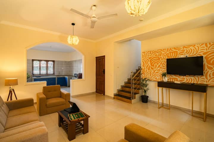 Living room image 1
