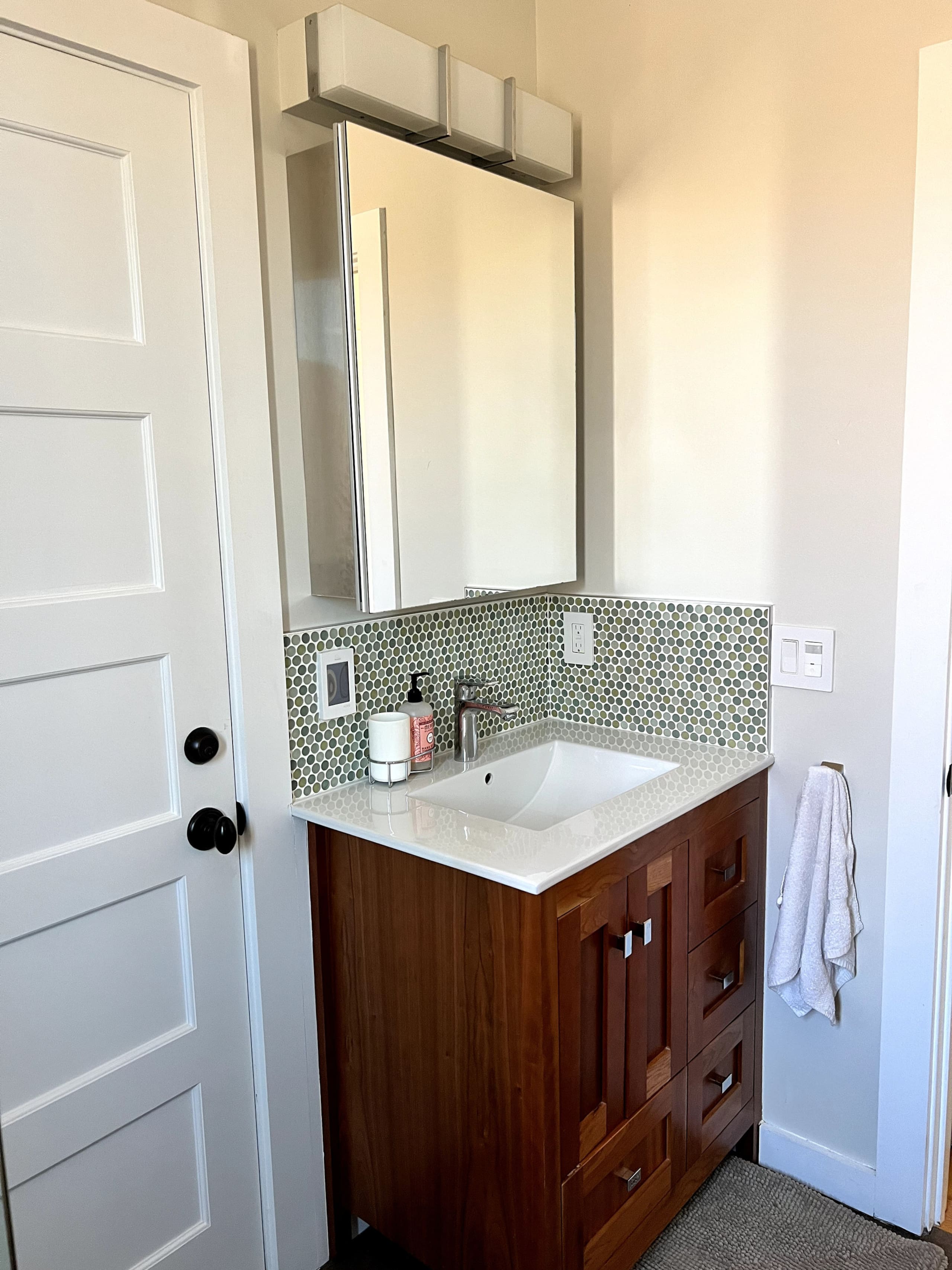 Guesthouse in San Francisco · ★4.2 · 4 bedrooms · 4 beds · 3.5 baths - Image 40