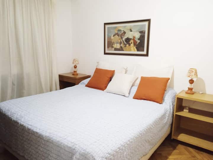 Camera 1 , letto a due piazze