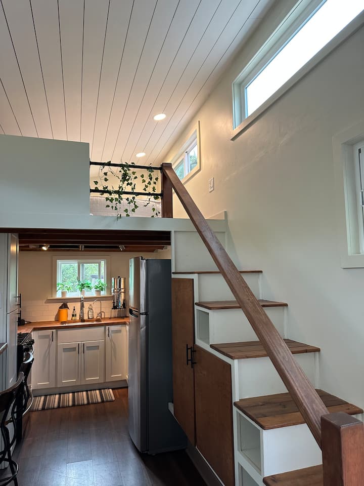 Modern Tiny Home + Outdoor Oasis. 5 Min To Hilo. - Hilo, HI