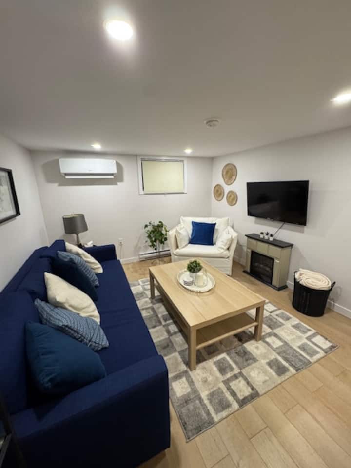 Newly Renovated Basement Suite ! - Halifax, NS, Canadá