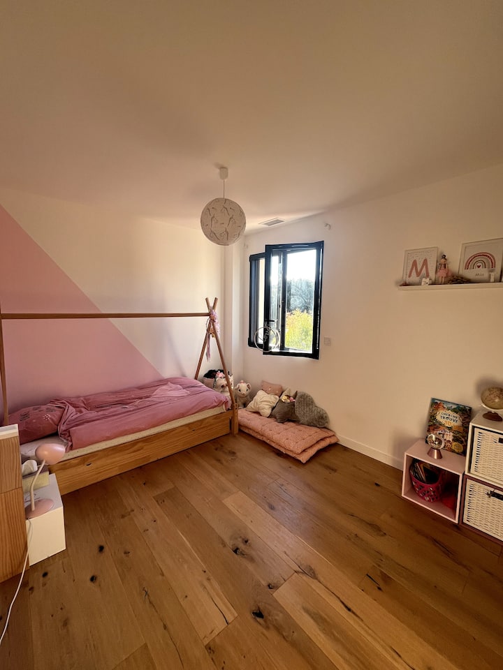 საძინებელი 2