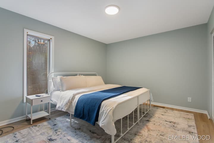 საძინებელი 4