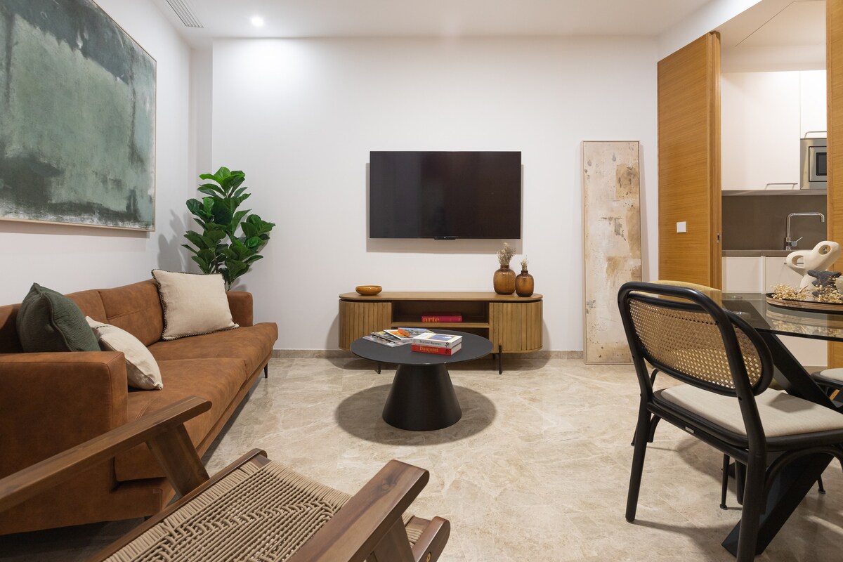 Top performing Airbnb: Lujoso Apartamento en Casco Antiguo de Sevilla in Santa Cruz