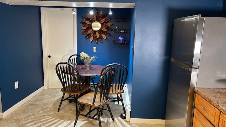 Comfortable And Convenient Stay! - Marblehead, MA