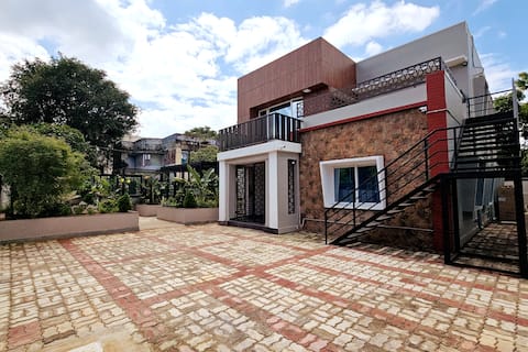 Chippy Villa No.5 @Tiruchirappalli Whole House