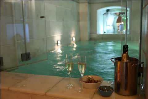 The Hideaway. Romantic retreat