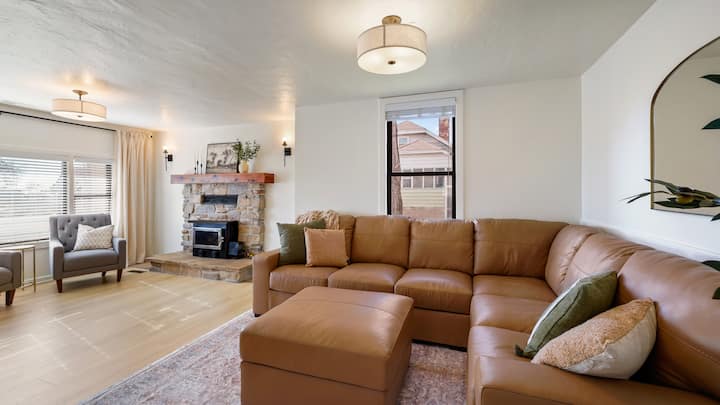 Charming 4 Bedroom Home In Provo - Provo, UT
