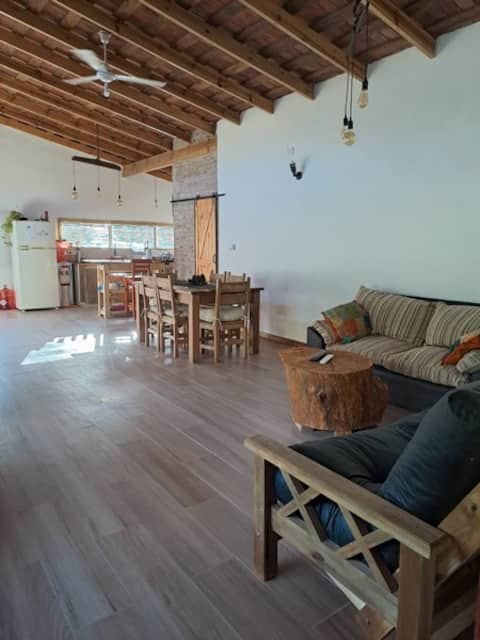 Top Airbnb: Country-style house with pool en Partido De Exaltación De La Cruz