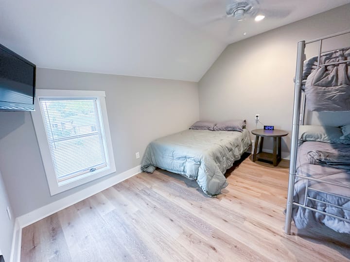 საძინებელი 3