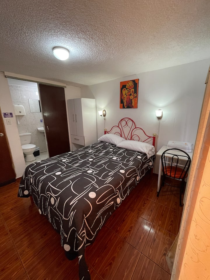 Hostal La Escondida Del Norte - Quito
