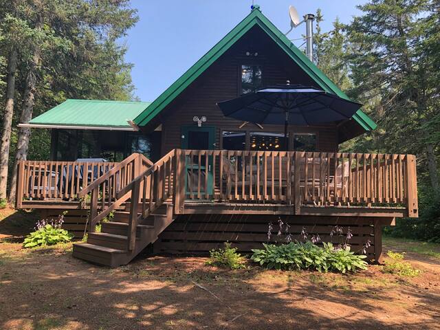 Cedar Paradise on Lotus Pond gallery image 2