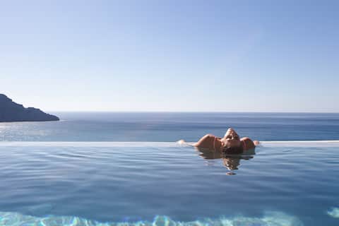 Villa Hestia: Sea Views, Near the Beach by etouri