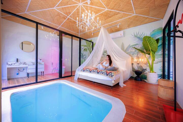 「FIRA」曼谷市区7卧｜免费保姆｜KTV｜桌球高尔夫泳池别墅 gallery image 4