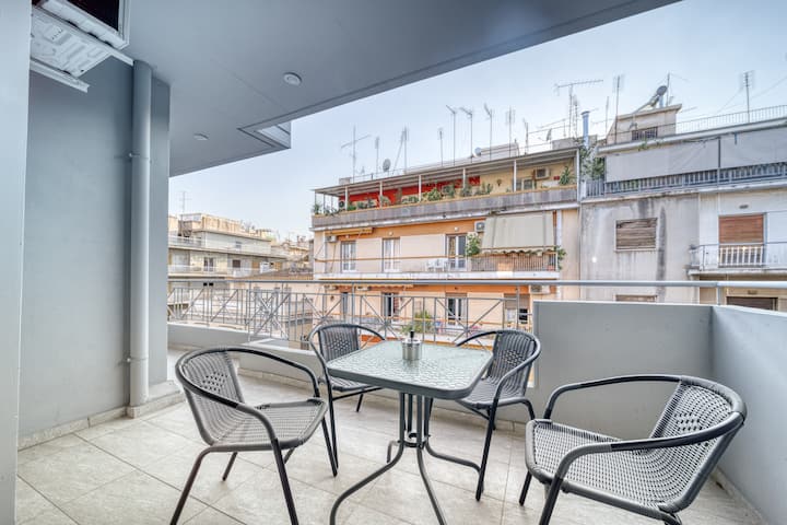 Shiny Floor Apartment 3@100m Metro - Athens
