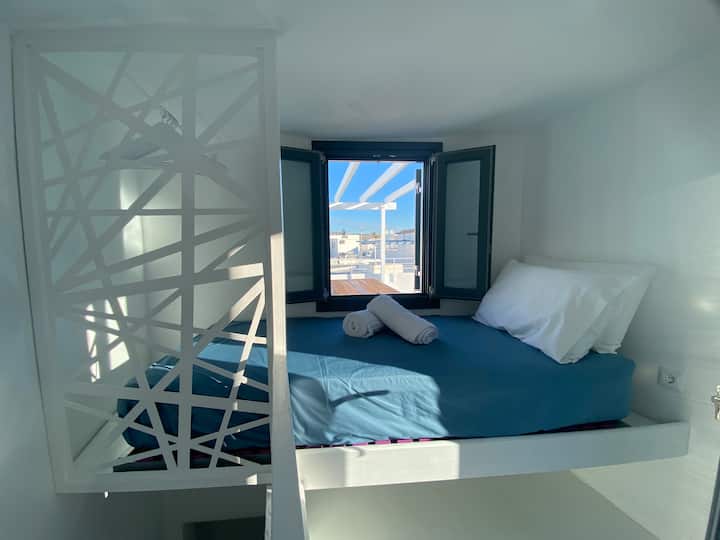 เครื่องปรับอากาศและมุ้งกันยุง