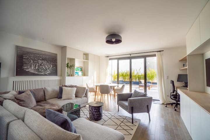 Sunny Villa In Bordeaux - Bassens