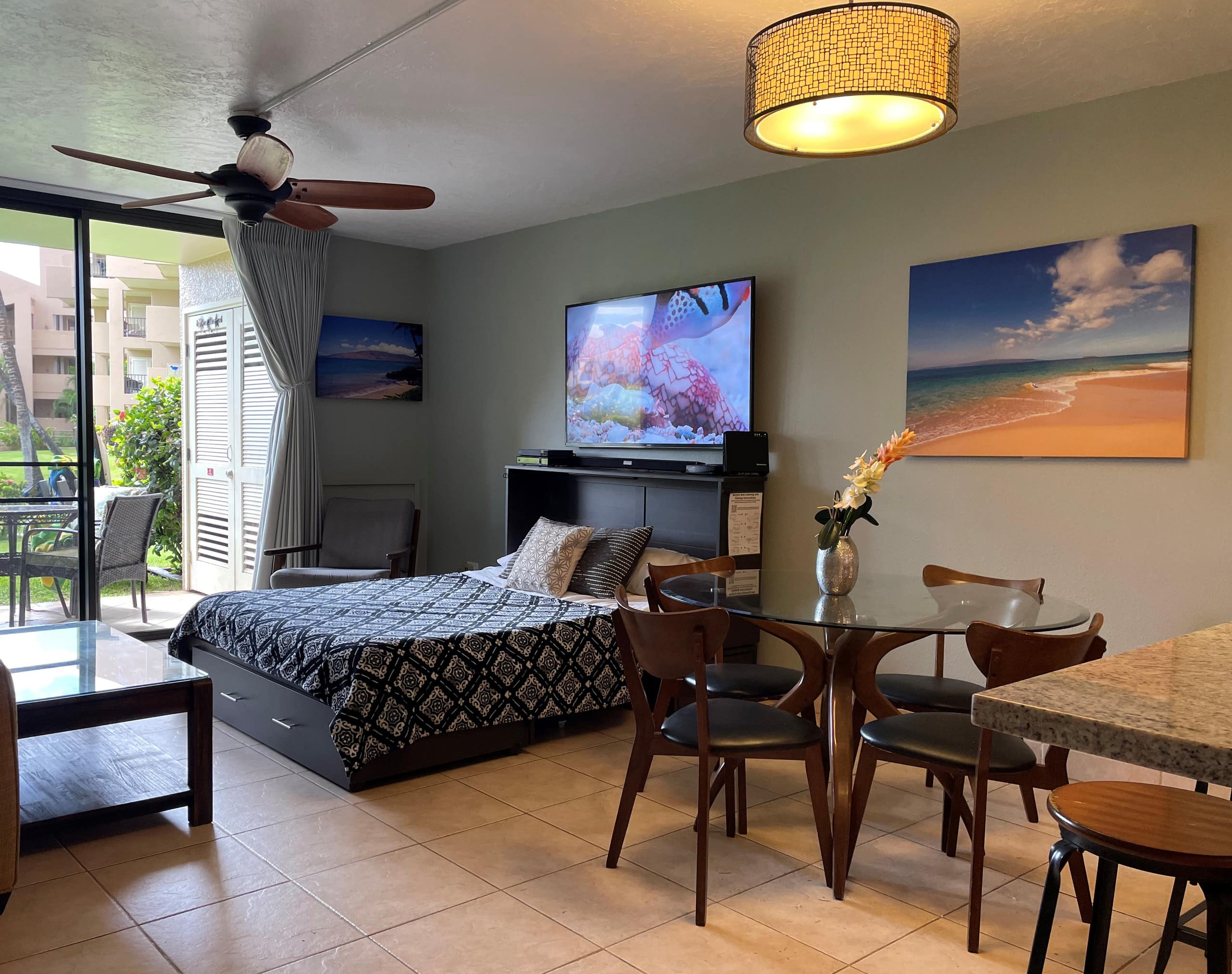 Condo in Kihei · ★4.87 · 1 bedroom · 2 beds · 2 baths - Image 2