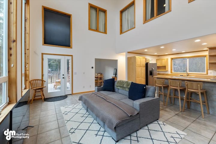 Prime Location On 1 Private Acre - Cooper Landing, AK
