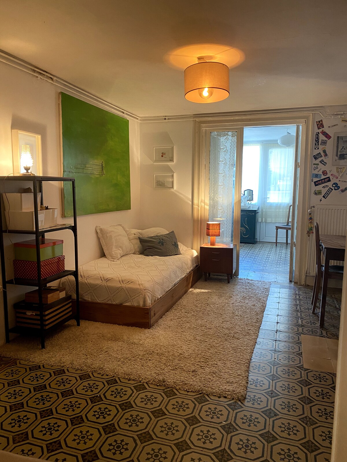 غرفة النوم/المكتب، الغرفة الوسطى