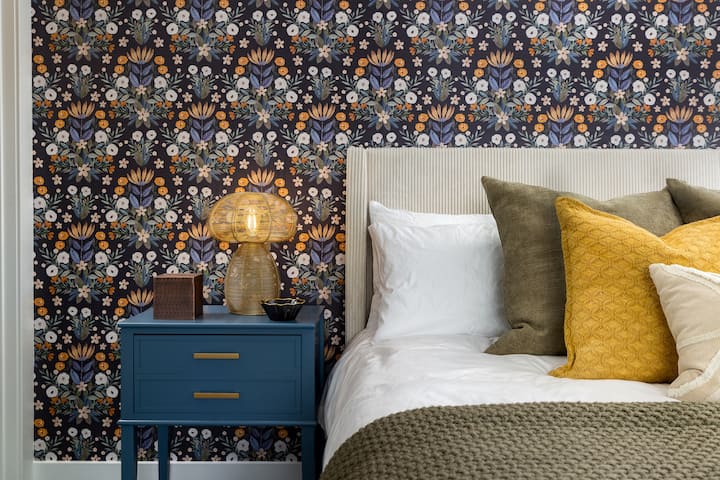 Chumba cha 5 cha kulala - Kitanda aina ya King kilicho na Bafu la Ensuite (Picha ya 2)