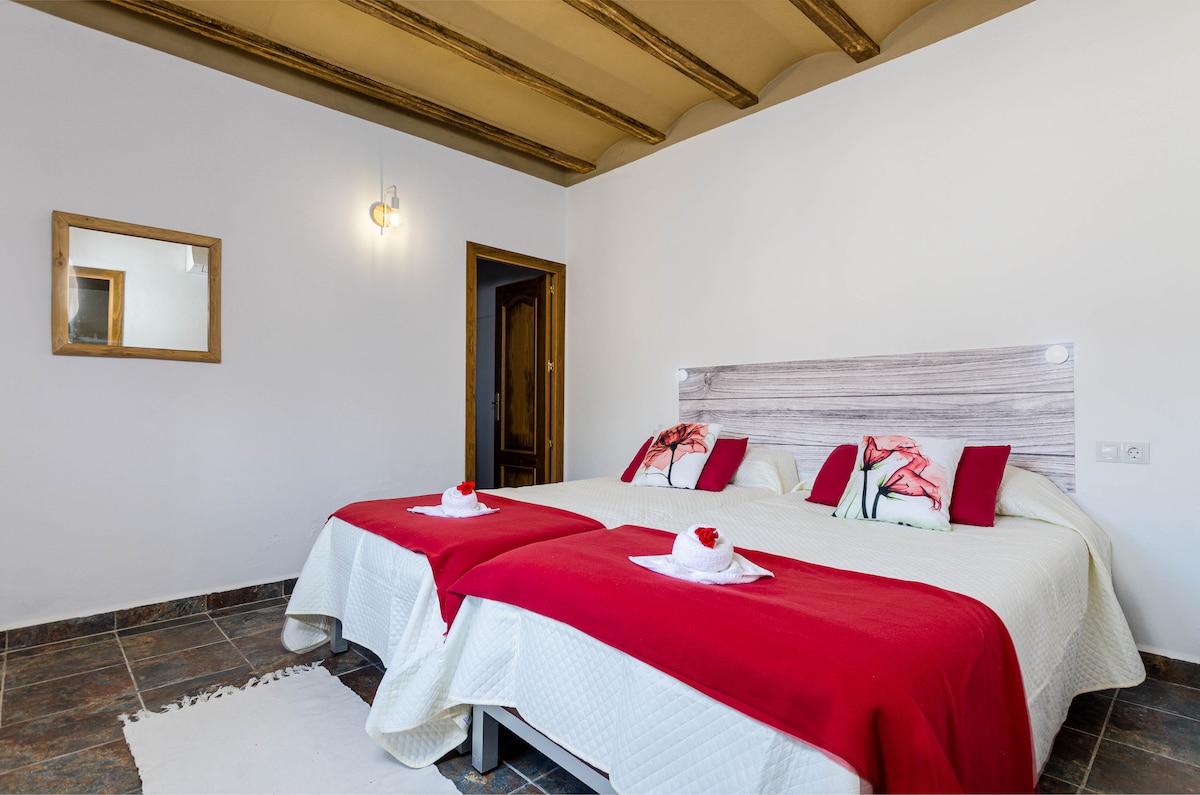 საძინებელი 1