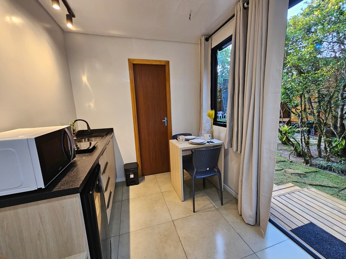 Top performing Airbnb: Cabana Tiny House Guarda Embaú in Palhoça