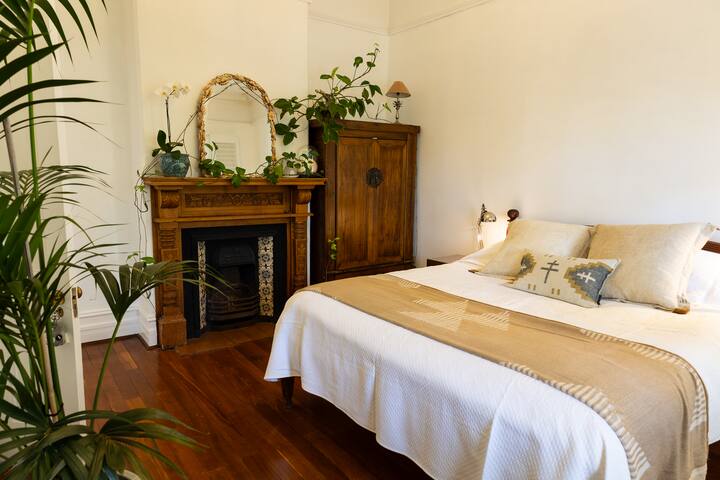 Coastal Cottage Retreat gallery image 2