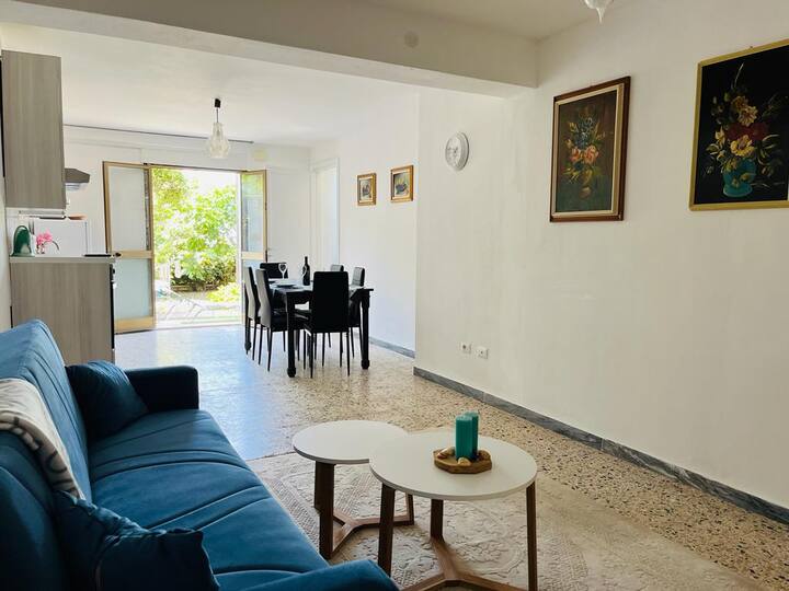 غرفة المعيشة