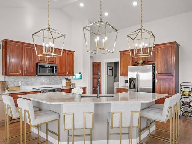 Hockey Day MN – Home Base in Hastings gallery image 3