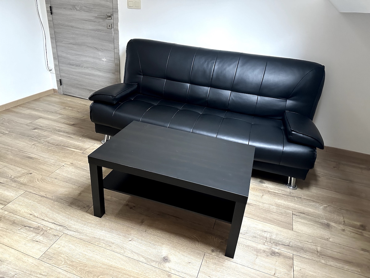 Top Airbnb: Beautiful Duplex Apartment in Anderlecht