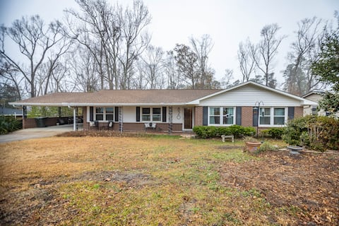 Golden Bell - Your  Retreat Home for Masters Week!