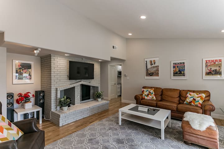 Luxe Modern Private Getaway - Dallas, TX