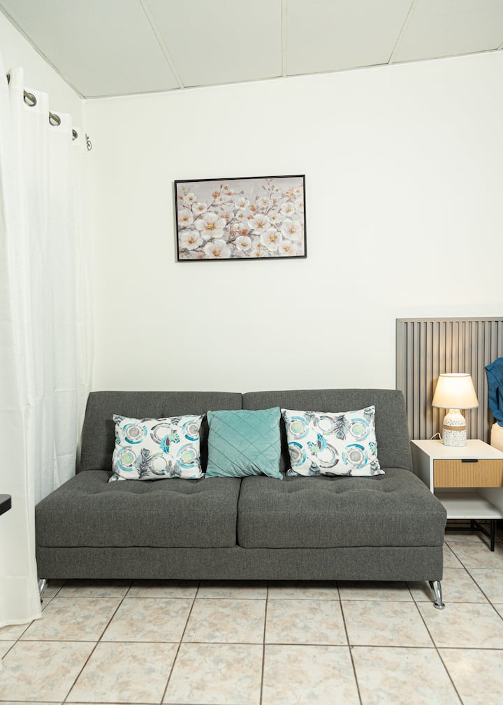 Casa Vindel
Loft Para 3 En El Centro, Con Parqueo - Comayagua