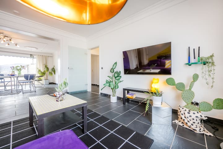 Art Loft Above The Roof Of Koblenz | Hbf | Netflix - Koblenz