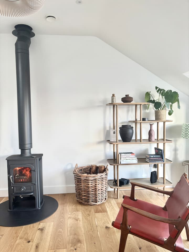 Superb Coastal Barn, Breathtaking Marsh & Sea View - Holkham