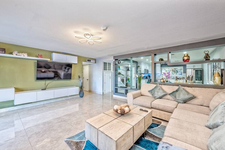 family-friendly home games & pool gallery image 4