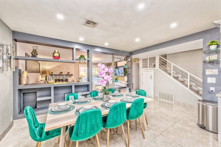 family-friendly home games & pool gallery image 5