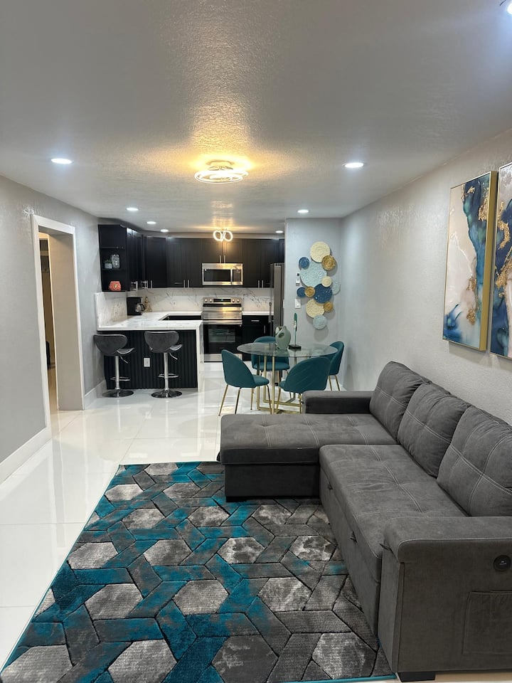 Cottage Of Joy - Miami, FL