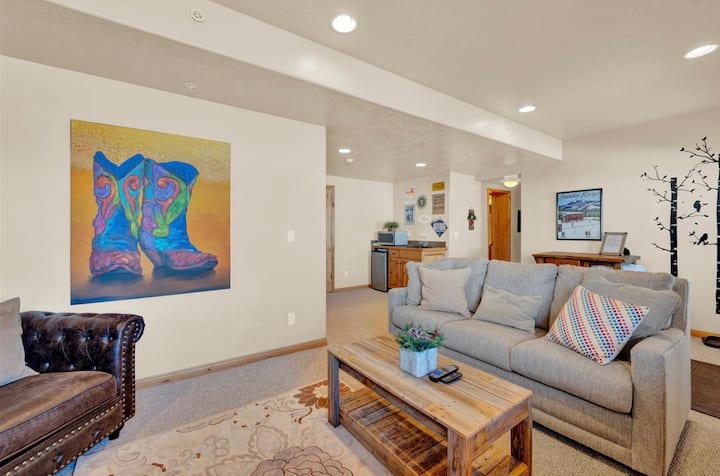 Huntsman Ski And Golf House - Huntsville, UT