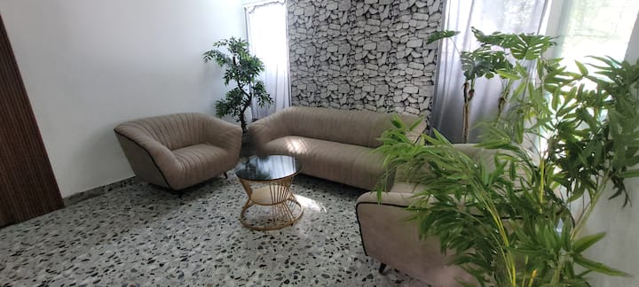 Living room image 3