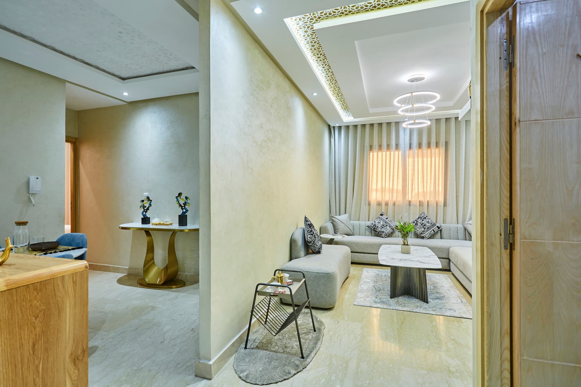 Close to the Airport, Zenith and Nearshore