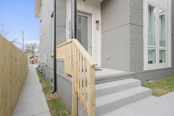 Townhouse in Nashville! gallery image 2