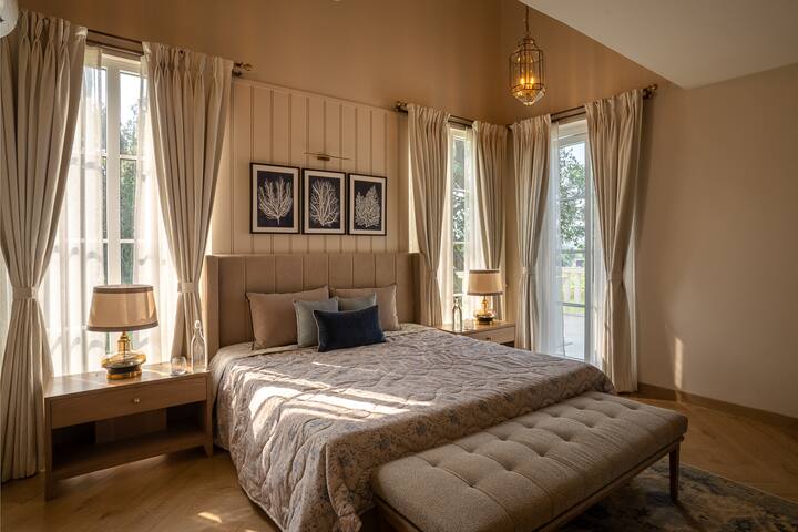 Bedroom 1 image 1