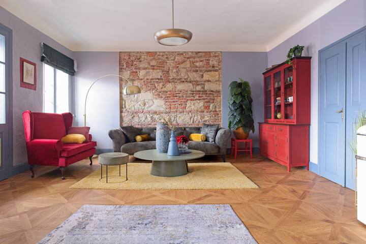 RCB9: Prague gem, luxury retreat gallery image 3