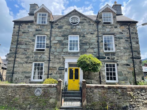 Tan y Gader in Dolgellau