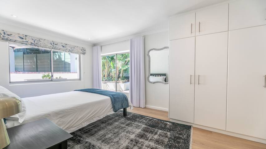 Riverside Mountain Retreat gallery image 4